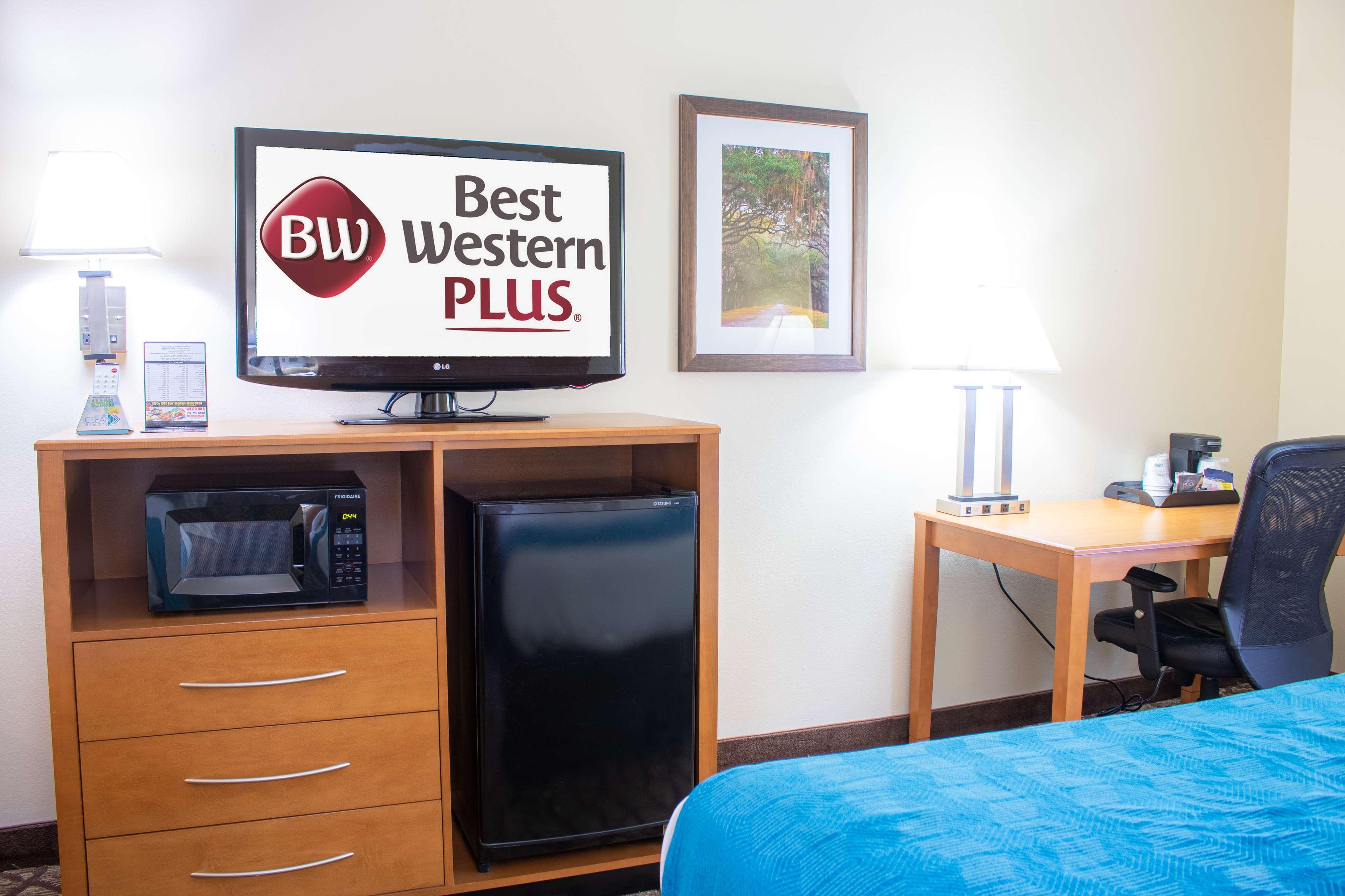 Best Western Plus Richmond Hill Inn Exterior photo